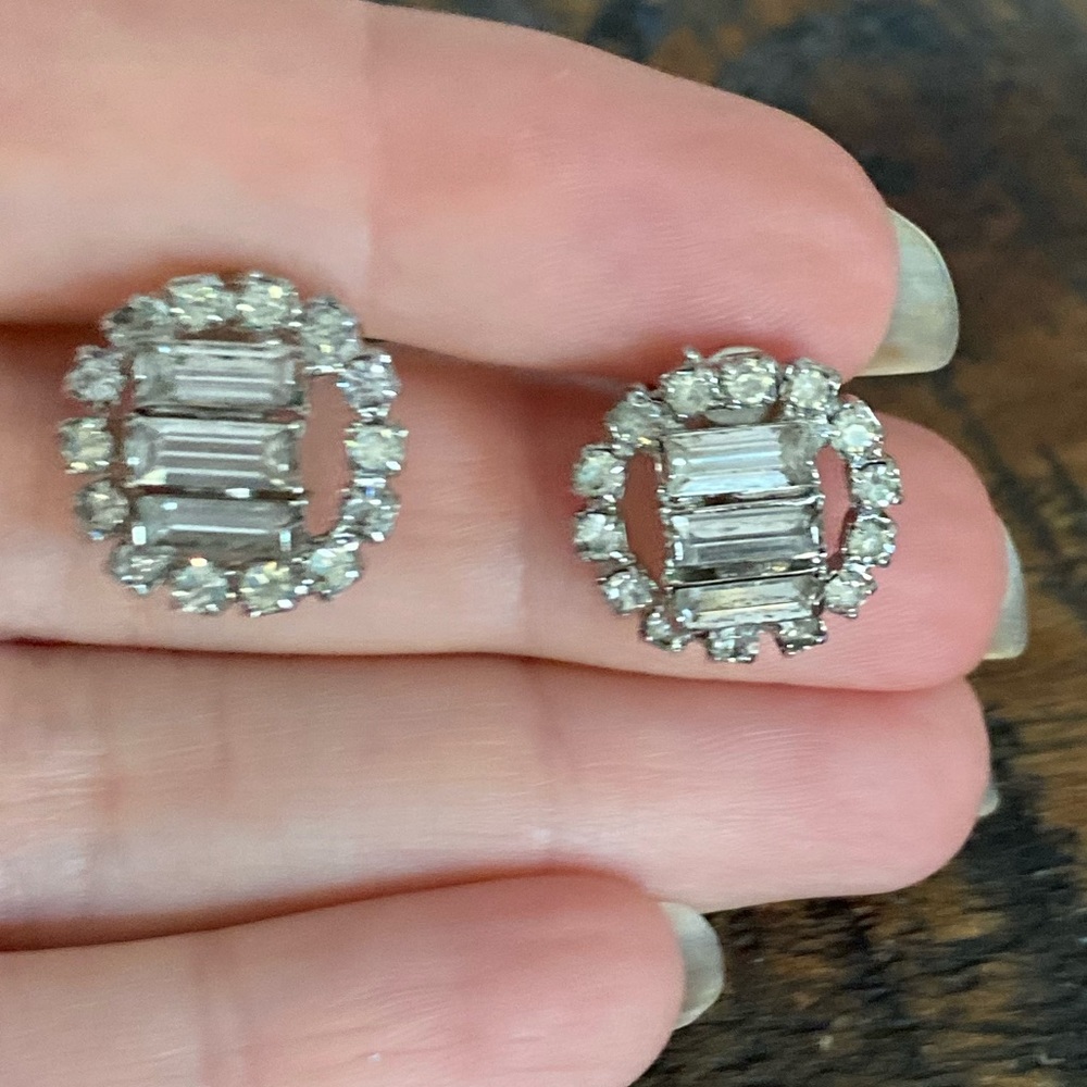 vintage rhinestone crystal screw-back earrings
